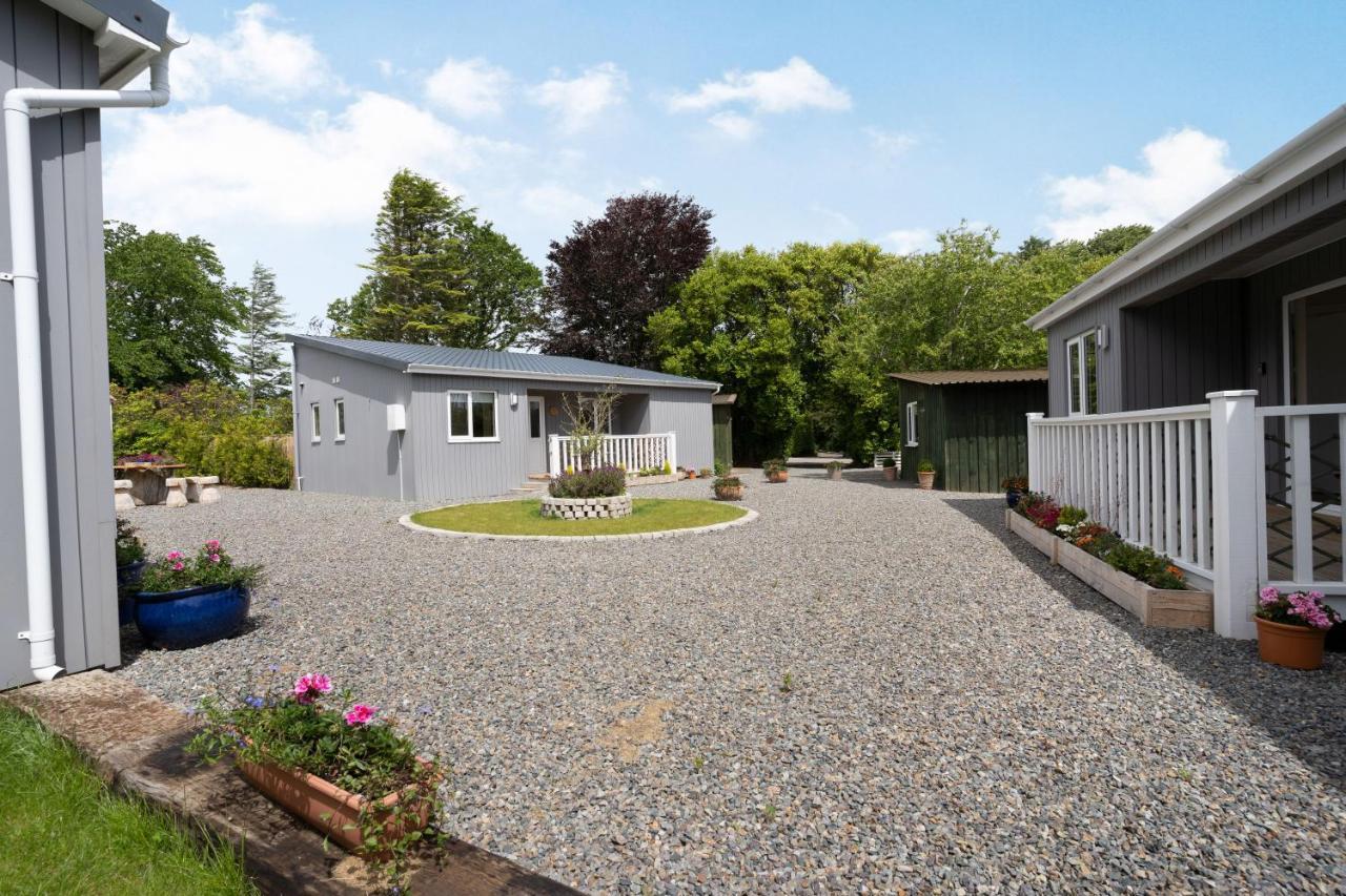 Ramsey Lodge Bier Wood Lodges Tenby Exterior foto
